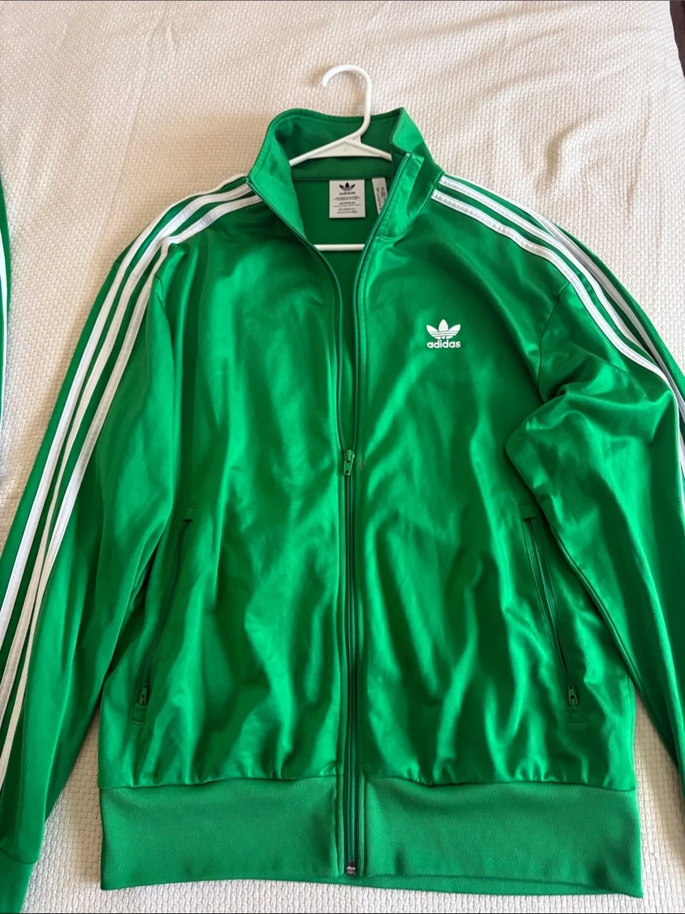 adidas Green Men Track Jacket & Joggers with White Stripes - Picture 3 of 10